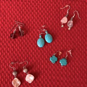 Bundle of earrings